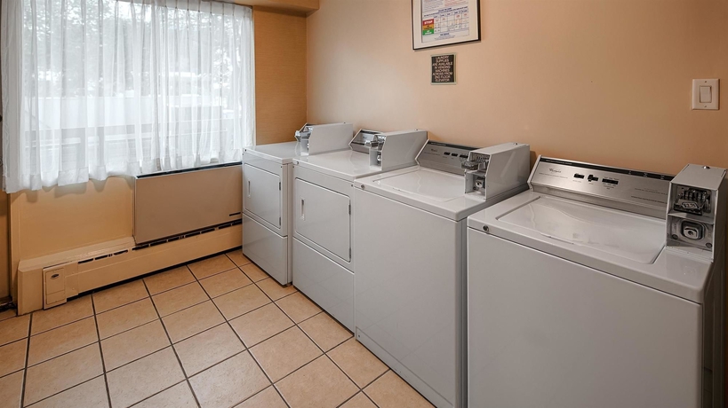 Imagen de los interiores del Hotel Hampton Inn By Hilton Winnipeg Downtown. Foto 13