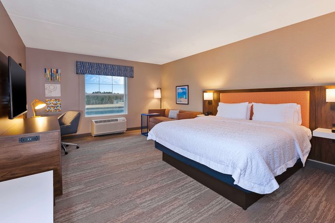 Imagen de la habitación del Hotel Hampton Inn Cape Cod Canal. Foto 5