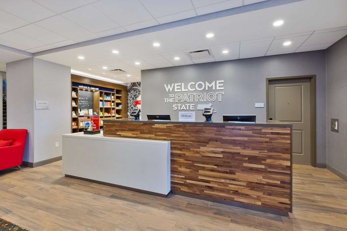 Imagen de los interiores del Hotel Hampton Inn Cape Cod Canal. Foto 20