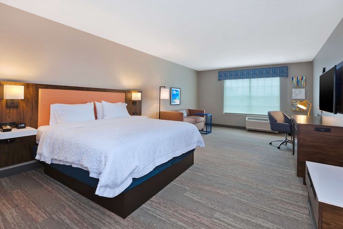 Imagen de la habitación del Hotel Hampton Inn Cape Cod Canal. Foto 8