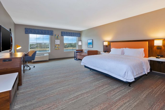 Imagen de la habitación del Hotel Hampton Inn Cape Cod Canal. Foto 11