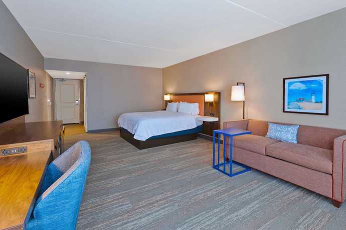 Imagen de la habitación del Hotel Hampton Inn Cape Cod Canal. Foto 17