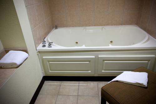 Imagen de la habitación del Hotel Hampton Inn Carrollton. Foto 3