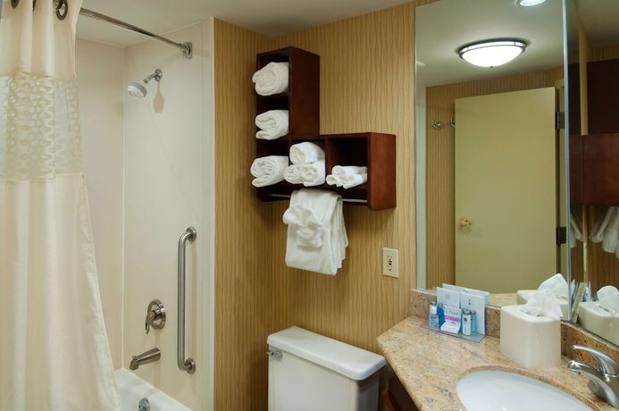 Imagen de la habitación del Hotel Hampton Inn Chambersburg. Foto 9