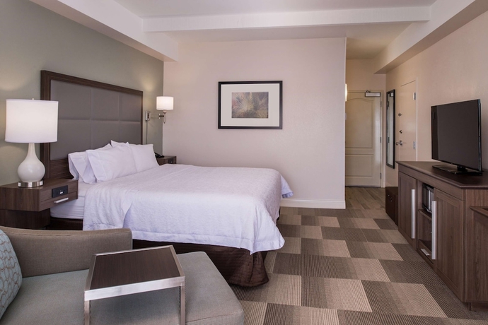 Imagen de la habitación del Hotel Hampton Inn Channel Islands Harbor/oxnard. Foto 8