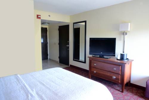 Imagen de la habitación del Hotel Hampton Inn Charleston Downtown Civic Center. Foto 6