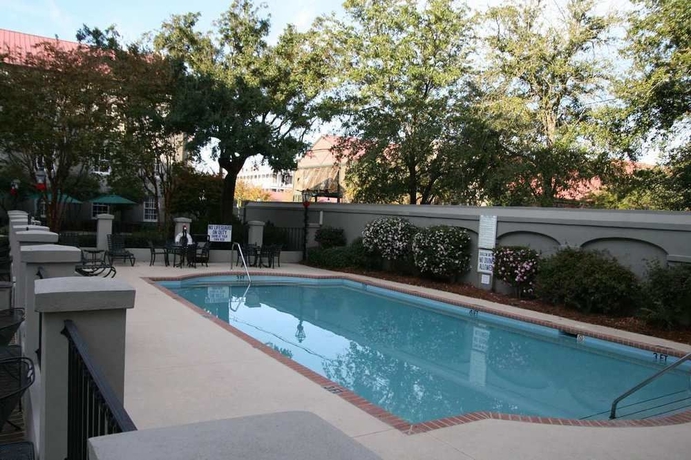 Imagen de la piscina del Hotel Hampton Inn Charleston-historic District. Foto 10