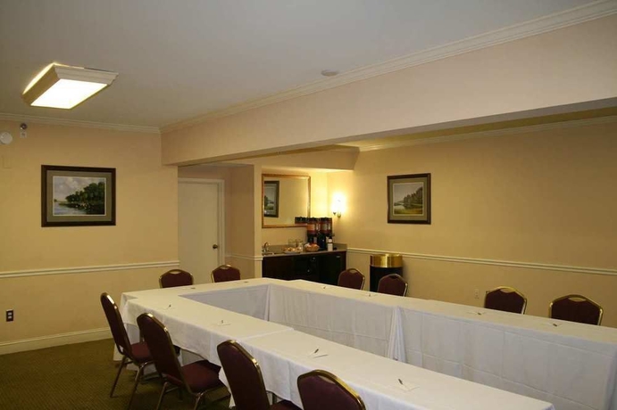 Imagen de los interiores del Hotel Hampton Inn Charleston-historic District. Foto 8