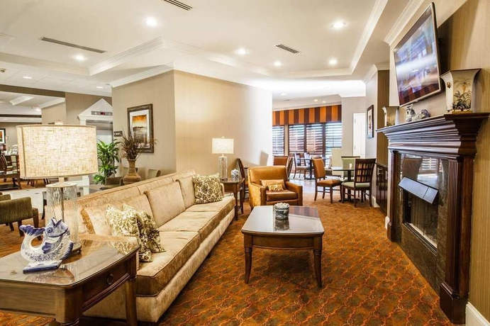 Imagen de los interiores del Hotel Hampton Inn Charleston-north. Foto 8