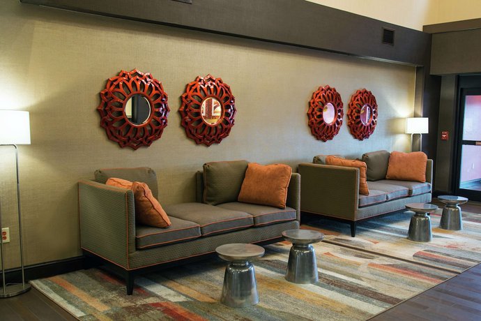 Imagen de los interiores del Hotel Hampton Inn Charleston-southridge. Foto 17