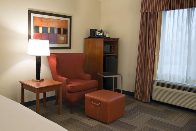 Imagen de la habitación del Hotel Hampton Inn Charleston-southridge. Foto 13