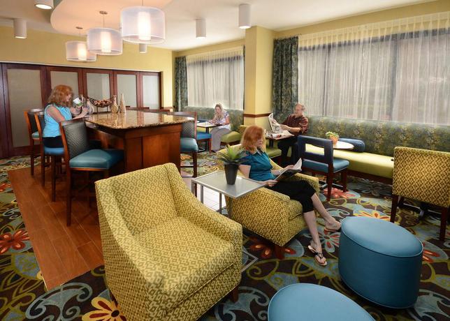 Imagen general del Hotel Hampton Inn Charlotte North / Lake Norman. Foto 3