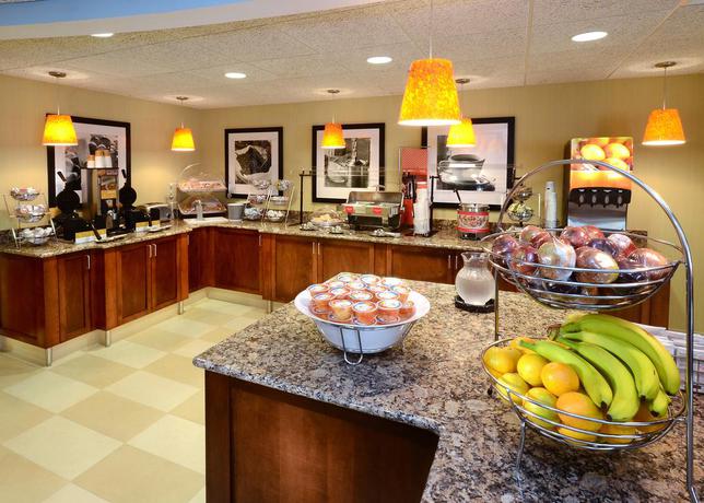 Imagen general del Hotel Hampton Inn Charlotte North / Lake Norman. Foto 10
