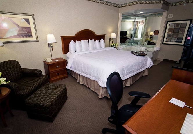 Imagen de la habitación del Hotel Hampton Inn Charlotte-uptown. Foto 4