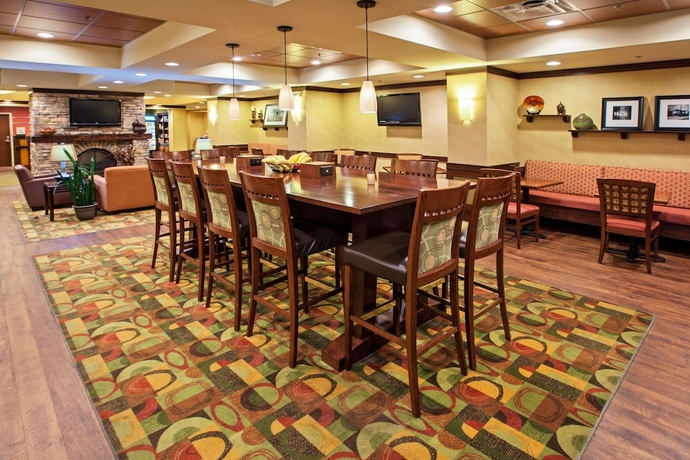 Imagen de los interiores del Hotel Hampton Inn Chattanooga-north. Foto 17