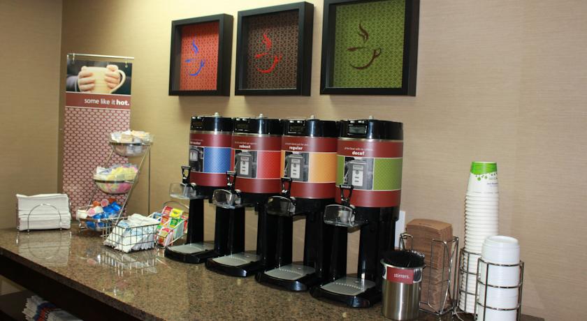 Imagen general del Hotel Hampton Inn Chester. Foto 7