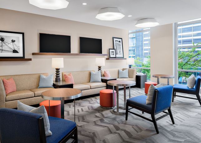 Imagen del bar/restaurante del Hotel Hampton Inn Chicago McCormick Place. Foto 5