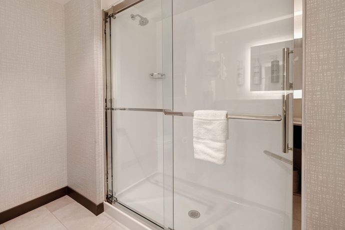 Imagen de la habitación del Hotel Hampton Inn Chicago Orland Park. Foto 6