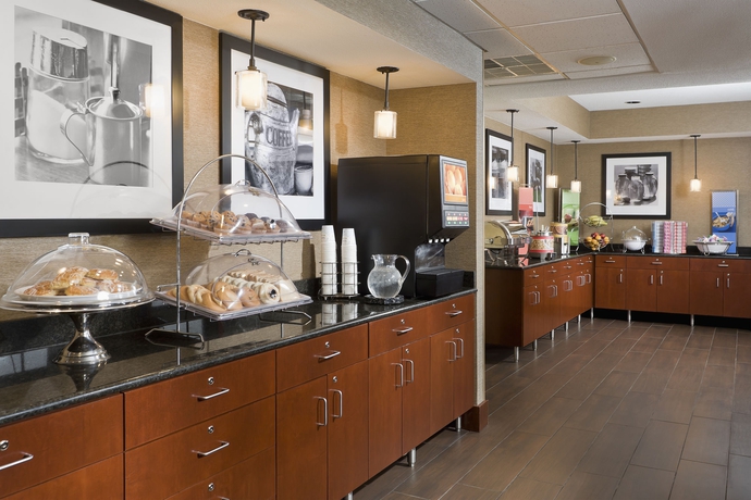 Imagen del bar/restaurante del Hotel Hampton Inn Chicago / Tinley Park. Foto 3