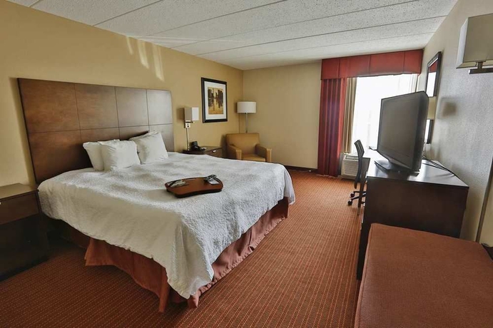 Imagen de la habitación del Hotel Hampton Inn Chicago/naperville. Foto 4