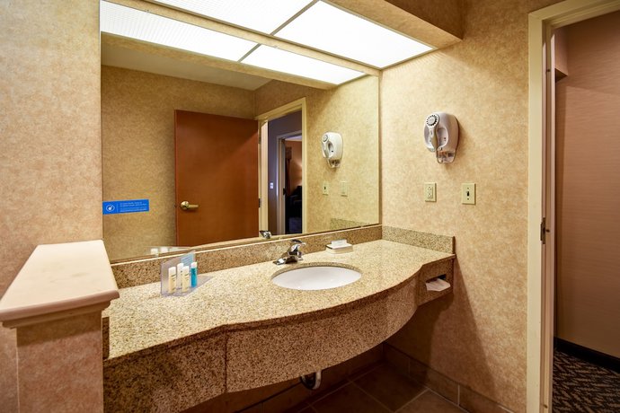 Imagen de la habitación del Hotel Hampton Inn Chicopee/springfield. Foto 10