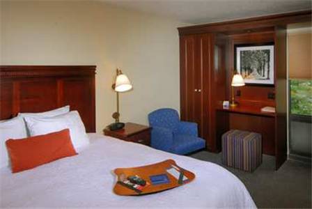 Imagen de la habitación del Hotel Hampton Inn Cincinnati Airport South. Foto 6