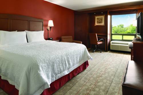 Imagen de la habitación del Hotel Hampton Inn Cincinnati Kings Island. Foto 2