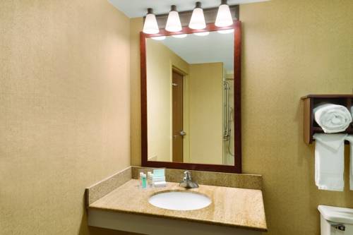 Imagen de la habitación del Hotel Hampton Inn Cincinnati Kings Island. Foto 4