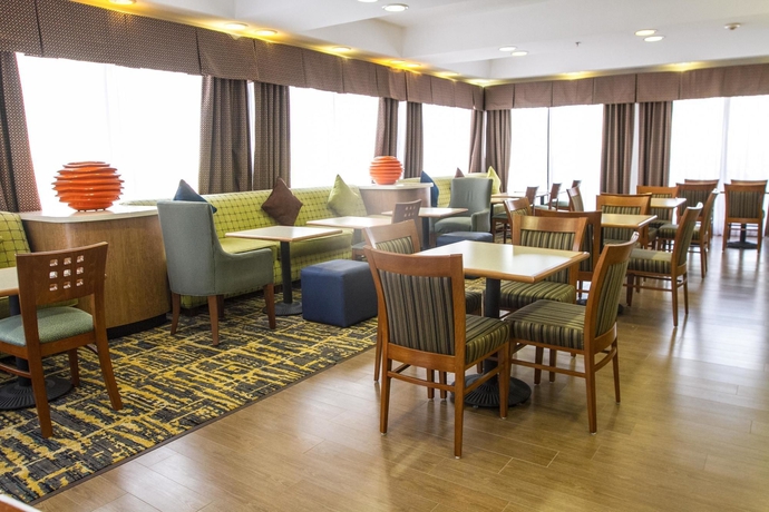 Imagen de los interiores del Hotel Hampton Inn Ciudad Juárez. Foto 4