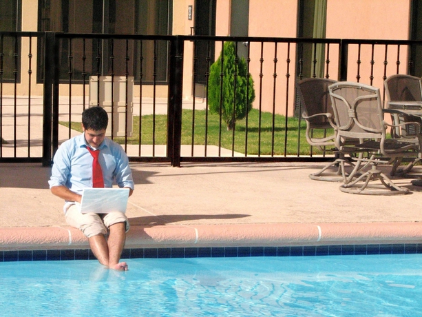 Imagen de la piscina del Hotel Hampton Inn Ciudad Juárez. Foto 11