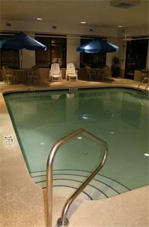 Imagen general del Hotel Hampton Inn Clarion. Foto 6