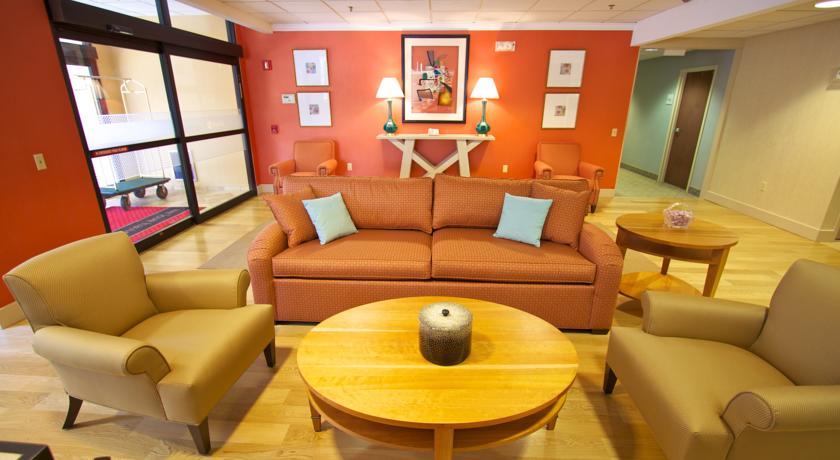 Imagen general del Hotel Hampton Inn Clarks Summit. Foto 14