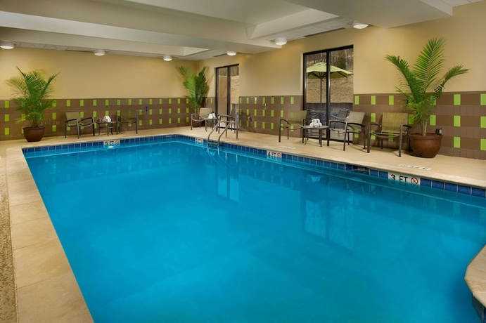Imagen de la piscina del Hotel Hampton Inn Cleveland Tennessee. Foto 19