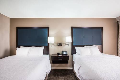 Imagen de la habitación del Hotel Hampton Inn Cleveland-airport/tiedeman Road. Foto 6