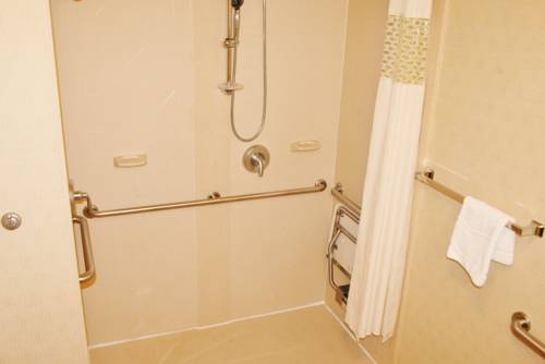 Imagen de la habitación del Hotel Hampton Inn Cleveland-westlake. Foto 6