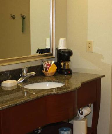Imagen de la habitación del Hotel Hampton Inn Clinton - Oklahoma. Foto 2