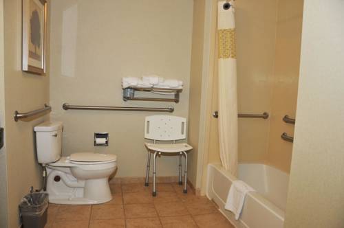 Imagen de la habitación del Hotel Hampton Inn Clinton - Oklahoma. Foto 4