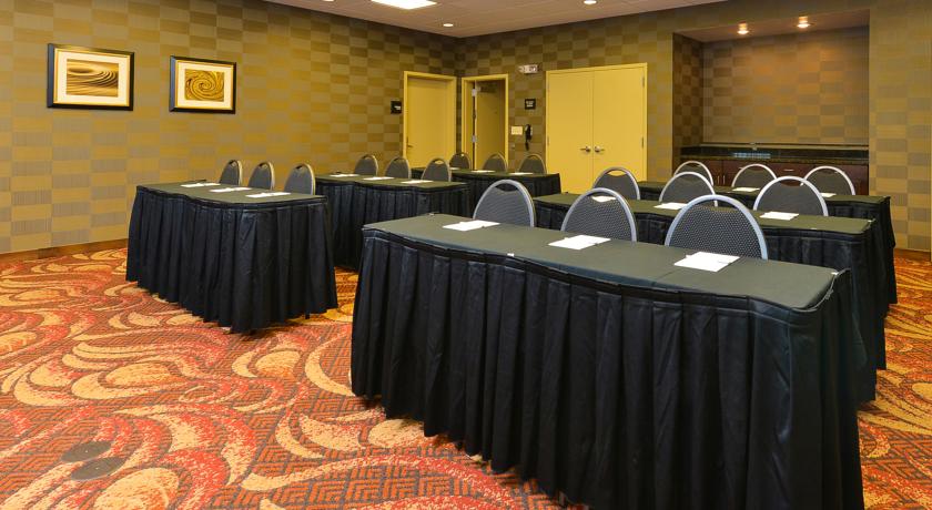Imagen general del Hotel Hampton Inn Clinton-Iowa. Foto 6