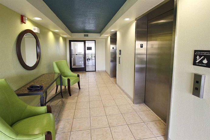 Imagen de los interiores del Hotel Hampton Inn Cocoa Beach/cape Canaveral. Foto 13