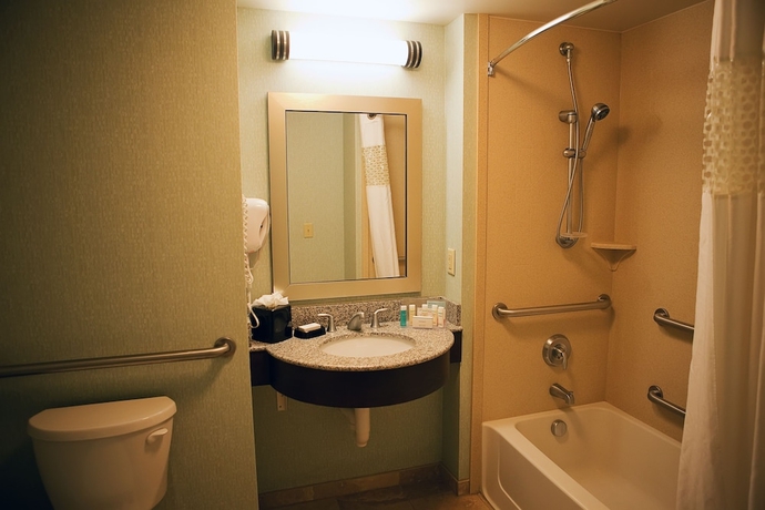 Imagen de la habitación del Hotel Hampton Inn Colby. Foto 4