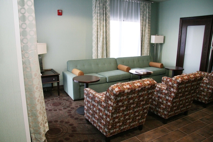 Imagen de los interiores del Hotel Hampton Inn Colby. Foto 16