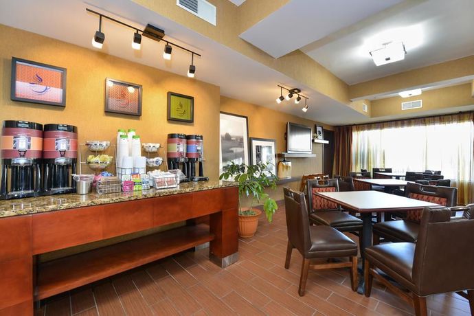 Imagen general del Hotel Hampton Inn Collinsville. Foto 7