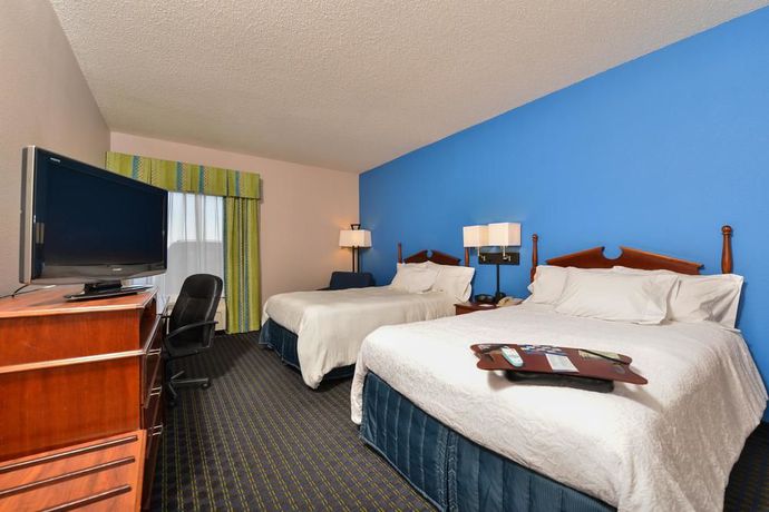 Imagen general del Hotel Hampton Inn Collinsville. Foto 13