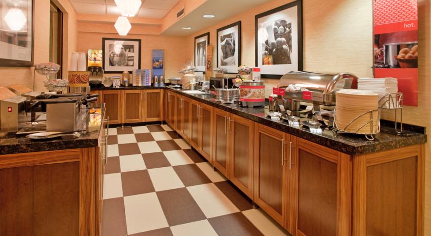 Imagen general del Hotel Hampton Inn Columbia, Columbia. Foto 3