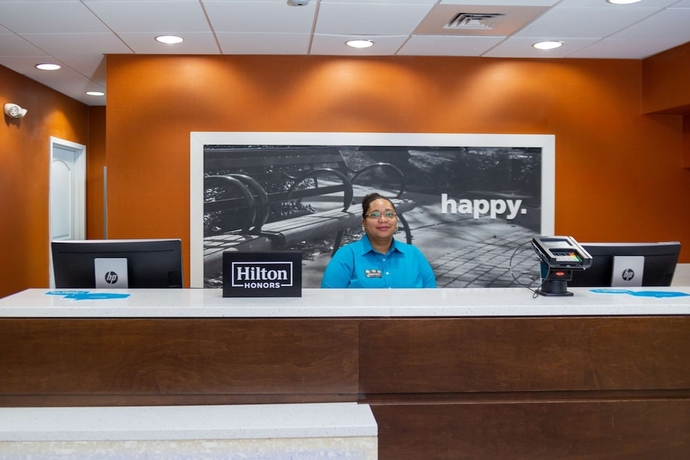 Imagen de los interiores del Hotel Hampton Inn Columbia I-26/harbison Blvd.. Foto 19