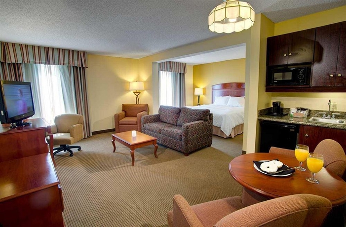 Imagen de los interiores del Hotel Hampton Inn Columbia Northeast - Fort Jackson Area. Foto 14