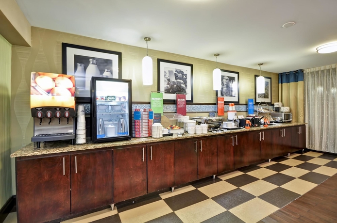 Imagen del bar/restaurante del Hotel Hampton Inn Columbia-i-26 Airport. Foto 1