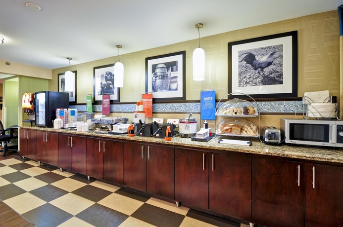 Imagen del bar/restaurante del Hotel Hampton Inn Columbia-i-26 Airport. Foto 4