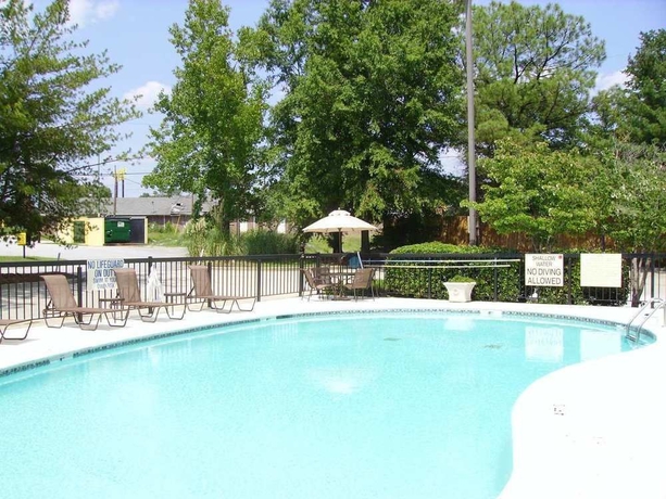 Imagen de la piscina del Hotel Hampton Inn Columbia-i-26 Airport. Foto 16