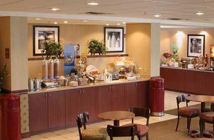 Imagen general del Hotel Hampton Inn Columbus I-70e/hamilton Rd.. Foto 8